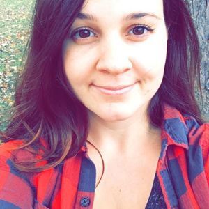 Meet your Posher, Briana